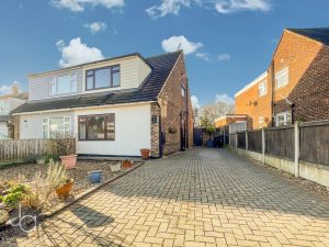 Holly Way, Tiptree