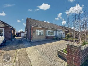 Rose Avenue, Stanway