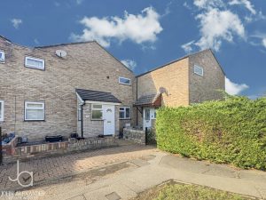 Court Nineteen, Blake Road, Witham