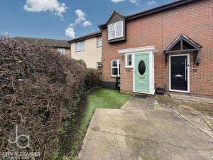 Nash Close, Lawford